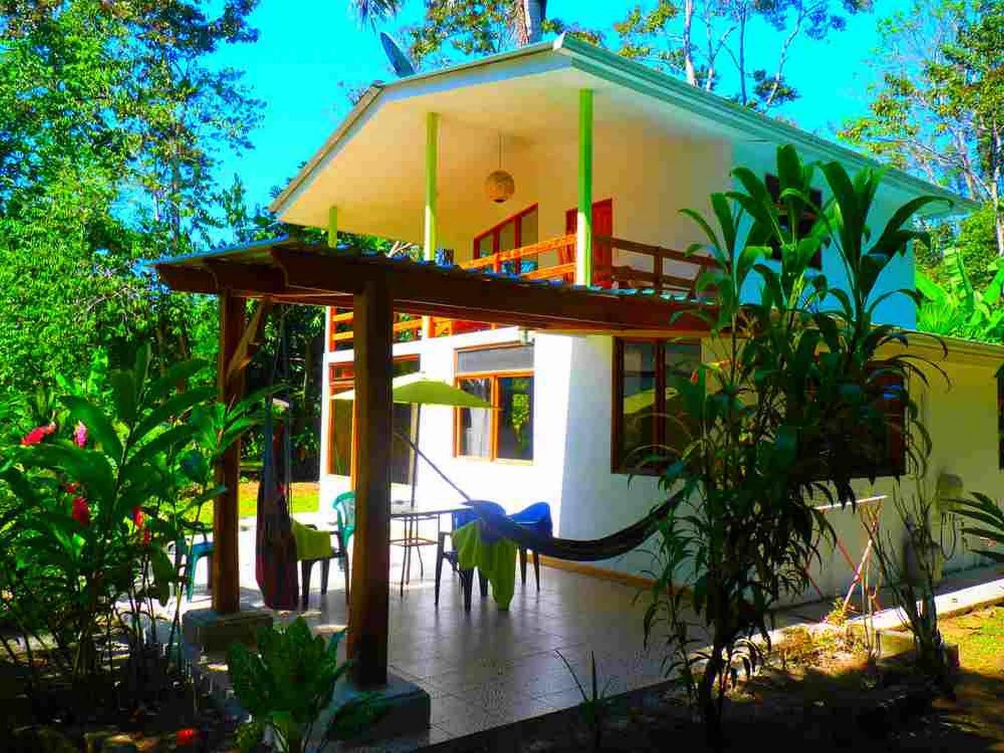 3 Bamboo Eco Lodge Cahuita Ngoại thất bức ảnh